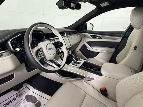 Used 2026 Jaguar F-PACE R-Dynamic S image 13