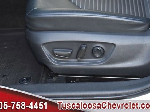 Used 2019 Toyota Camry SE image 19