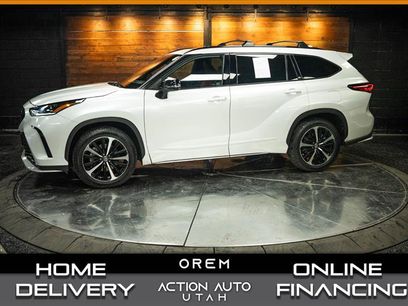 Used 2022 Toyota Highlander XSE