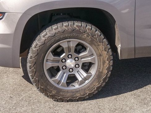 Used 2017 Chevrolet Tahoe LT AWD/4WD image 5