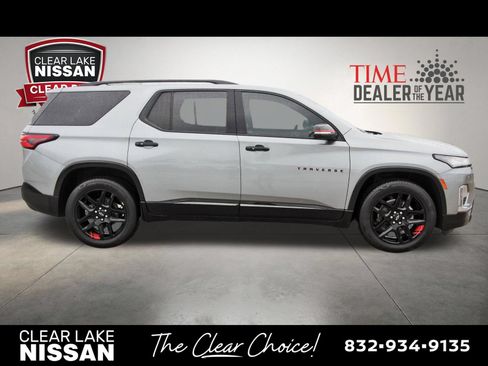Used 2023 Chevrolet Traverse Premier w/ Redline Edition FWD image 8