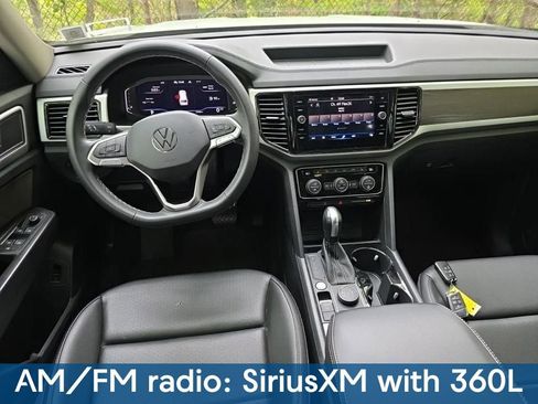 Used 2023 Volkswagen Atlas SE w/ Panoramic Sunroof Package AWD/4WD image 8