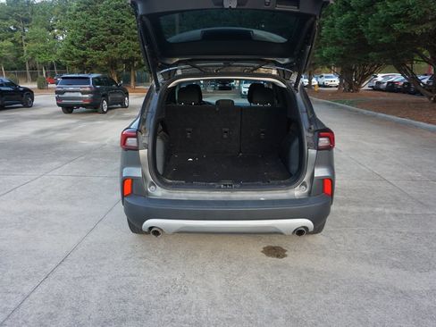 Used 2023 Ford Escape Active w/ Cold Weather Package FWD image 14
