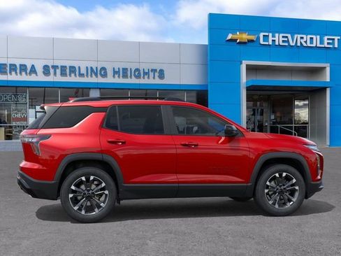 New 2026 Chevrolet Equinox RS w/ LPO, Floor Liner Package FWD image 5