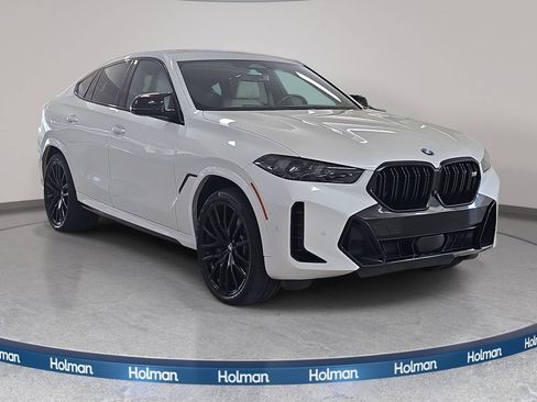 Used 2024 BMW X6 M60i w/ Dynamic Handling Package AWD/4WD image 4