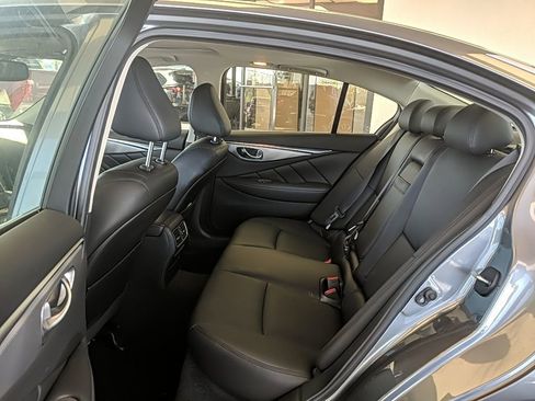 Used 2017 INFINITI Q50 3.0t Premium w/ 3.0T Premium Plus Package image 15