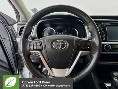 Used 2014 Toyota Highlander Limited AWD/4WD image 11