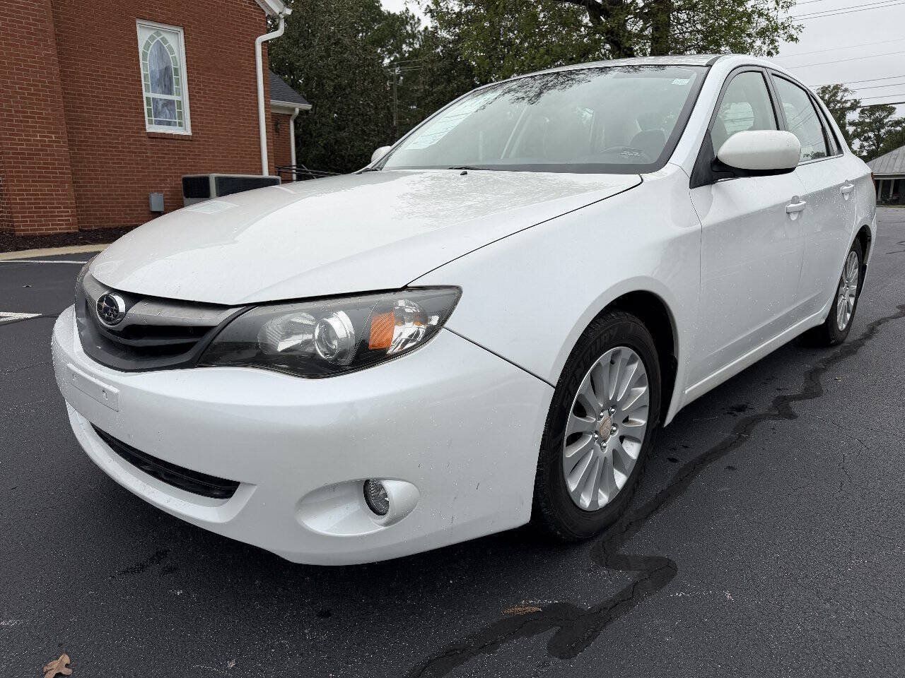 Used 2011 Subaru Impreza 2.5i Premium w/ PWR Moonroof Value Pkg AWD/4WD image 2