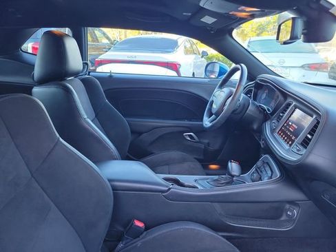 Used 2022 Dodge Challenger GT w/ Plus Package RWD image 28
