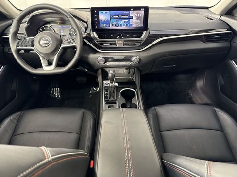 Certified 2025 Nissan Altima 2.5 SR w/ SR Premium Package image 26