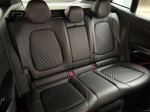 Used 2023 Aston Martin DBX AWD/4WD image 19