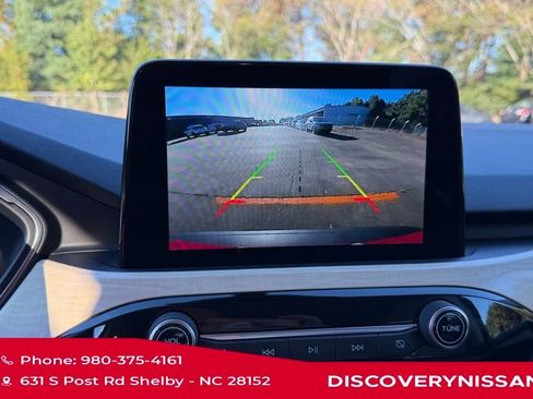 Used 2022 Ford Escape Titanium w/ Titanium Premium Package image 20