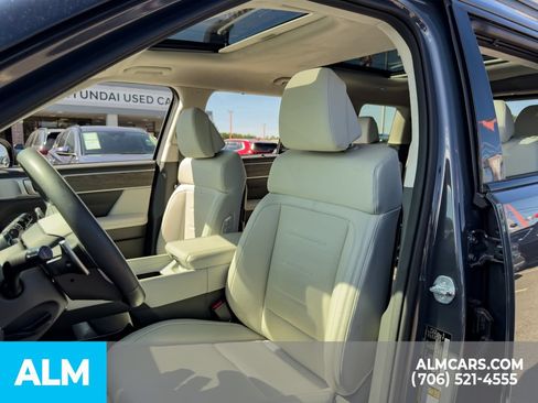 Used 2025 Hyundai Santa Fe Calligraphy FWD image 5