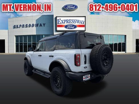Used 2026 Ford Bronco Badlands AWD/4WD image 8