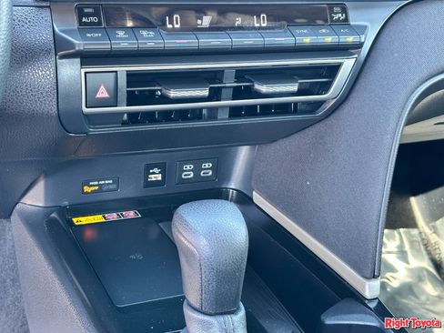 Certified 2025 Toyota Camry LE image 29