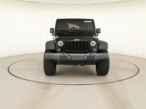 Used 2018 Jeep Wrangler Unlimited Sport w/ Connectivity Group AWD/4WD image 11