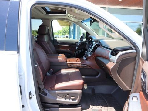 Used 2016 Chevrolet Suburban LTZ AWD/4WD image 23