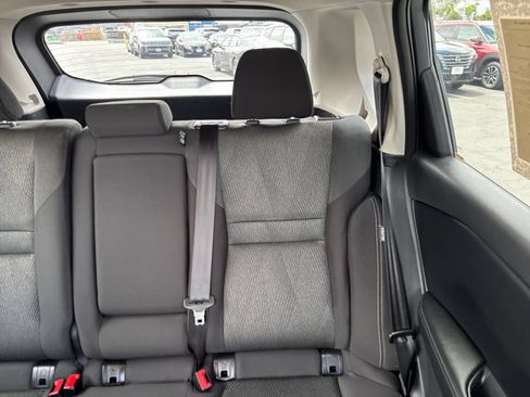 Used 2025 Nissan Rogue SV FWD image 39