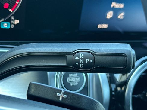 Used 2026 Mercedes-Benz GLB 250 image 16