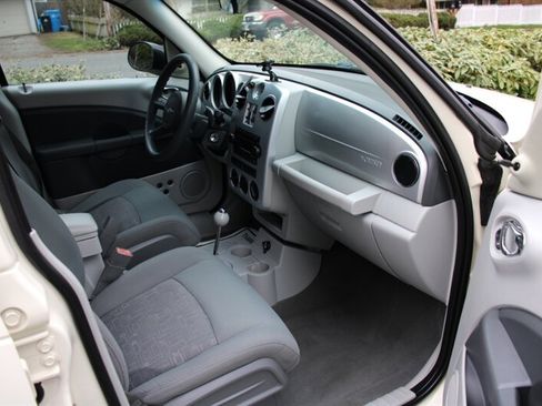 Used 2007 Chrysler PT Cruiser image 13