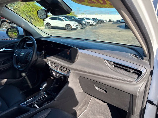 Used 2024 Buick Encore GX Sport Touring FWD image 26