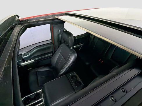 Used 2020 Ford F150 Lariat image 16