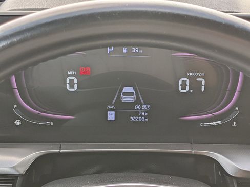 Certified 2024 Kia Telluride LX image 21