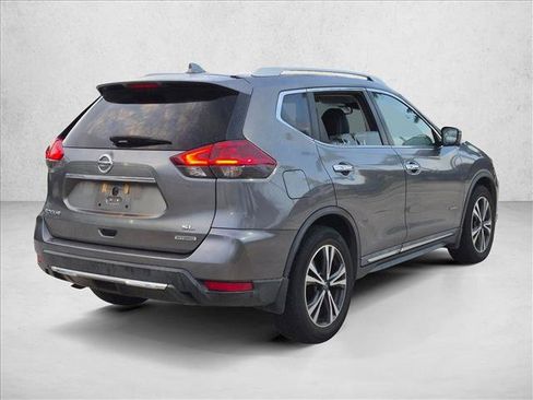 Used 2018 Nissan Rogue SL FWD image 5