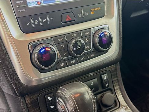 Used 2017 GMC Acadia Limited SLT image 17
