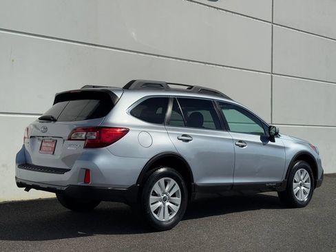 Used 2015 Subaru Outback 2.5i Premium AWD/4WD image 7