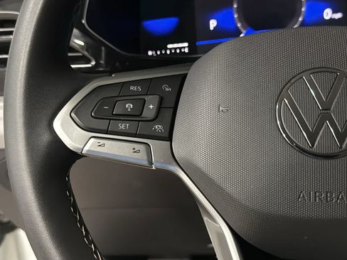 Used 2022 Volkswagen Taos S w/ IQ Drive S Package AWD/4WD image 12