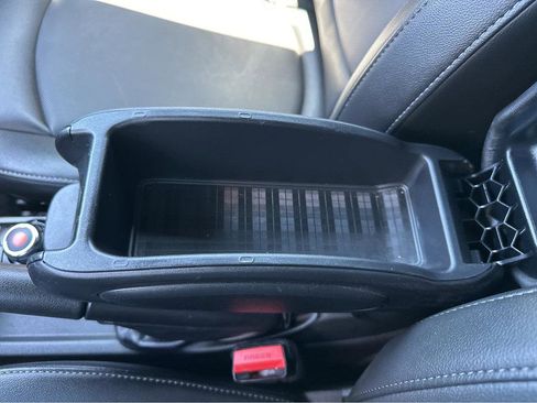 Used 2019 MINI Cooper Convertible image 29