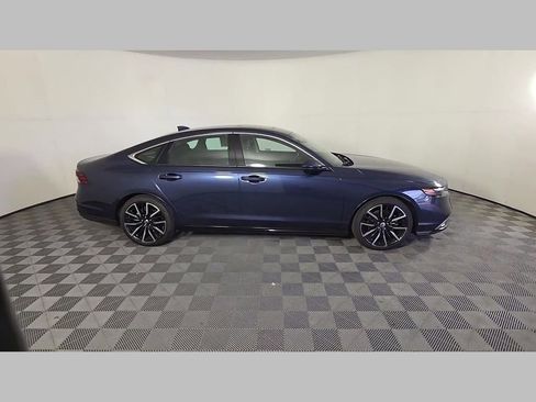 Used 2023 Honda Accord Touring image 34