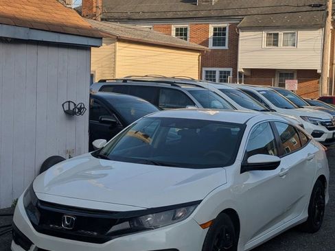 Used 2019 Honda Civic LX image 2