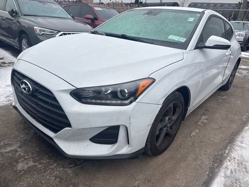 Used 2020 Hyundai Veloster 2.0 image 4