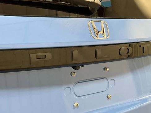 New 2025 Honda Pilot TrailSport image 7