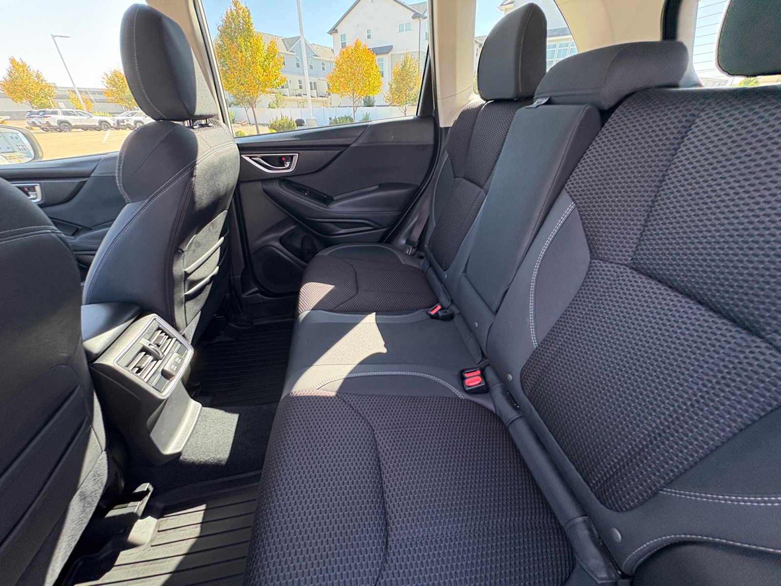 Used 2020 Subaru Forester Premium AWD/4WD image 15
