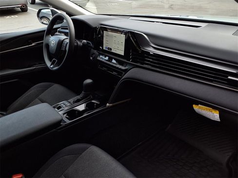 Certified 2025 Toyota Camry LE image 23