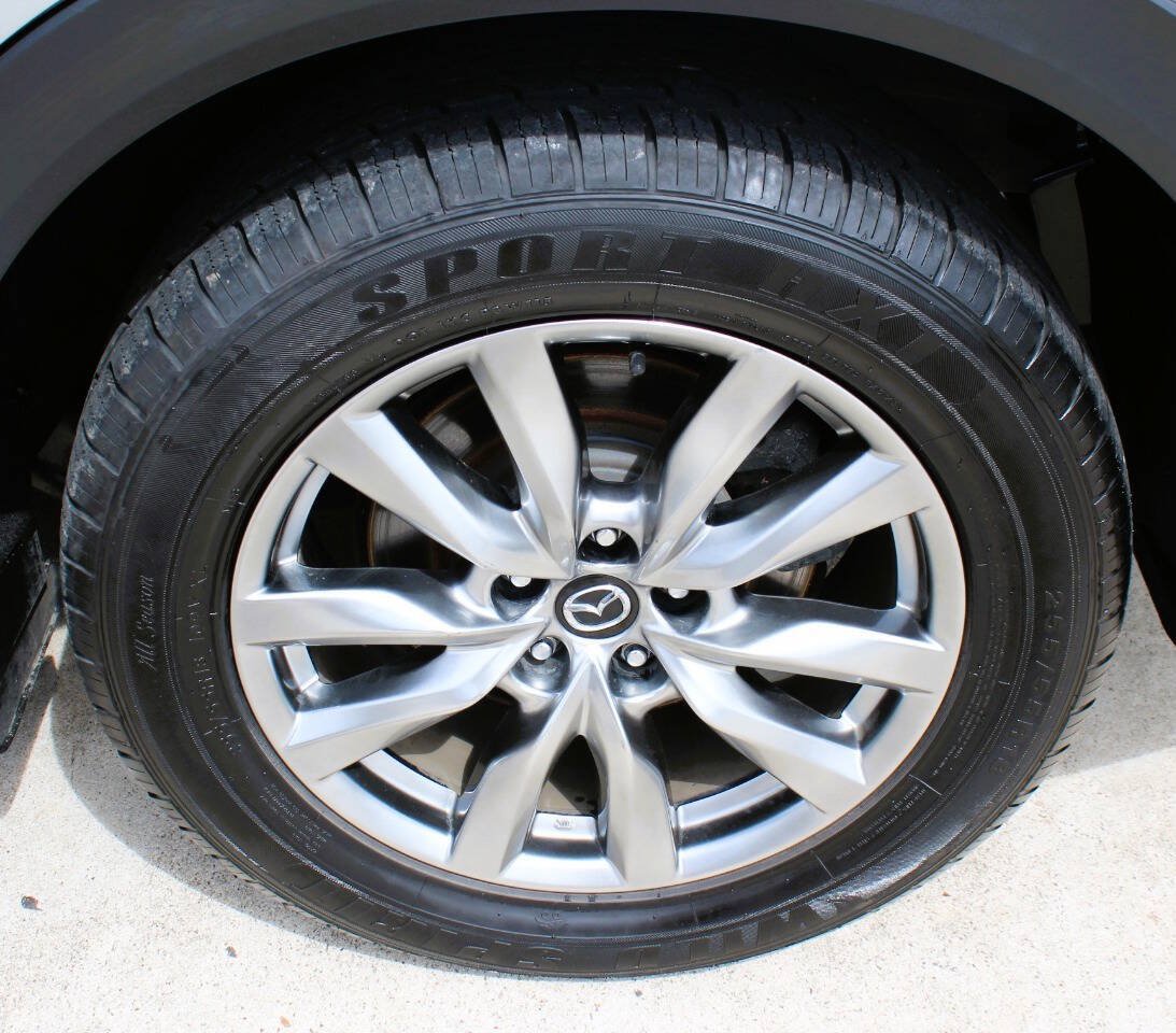 Used 2017 MAZDA CX-9 Touring FWD image 13