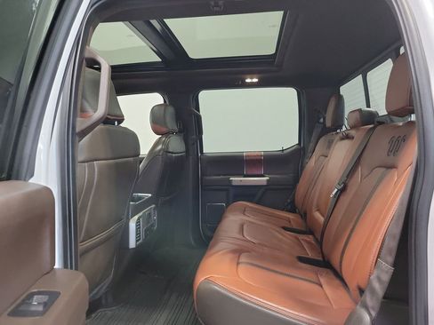 Used 2019 Ford F150 King Ranch w/ Equipment Group 601A Luxury AWD/4WD image 7