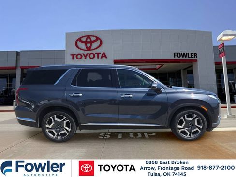 Used 2025 Hyundai Palisade Limited AWD/4WD image 8