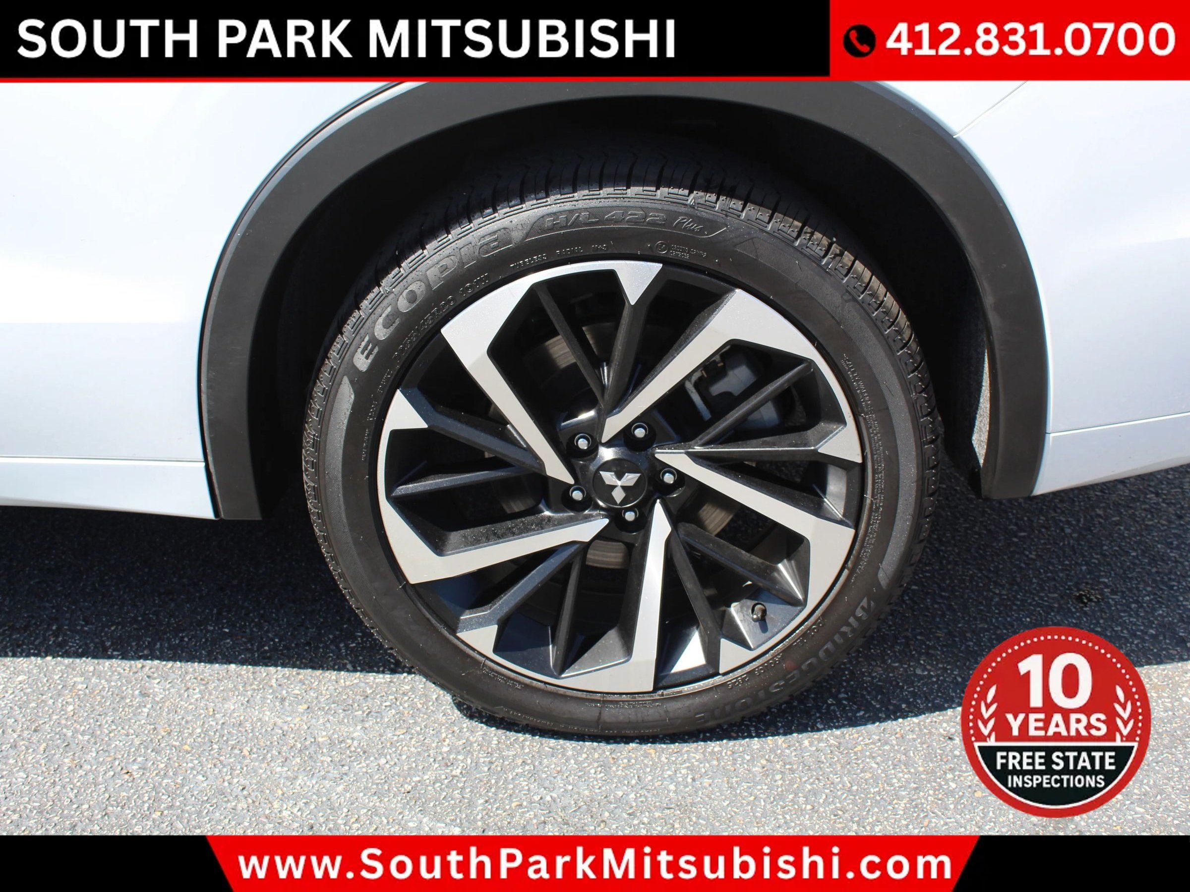 Used 2025 Mitsubishi Outlander 4WD Plug-In Hybrid image 38