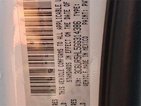 Used 2016 RAM 2500 Tradesman w/ Chrome Appearance Group image 27