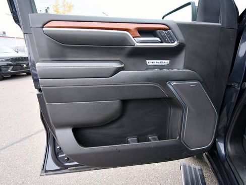 Used 2023 GMC Sierra 1500 Denali w/ Denali Reserve Package AWD/4WD image 25