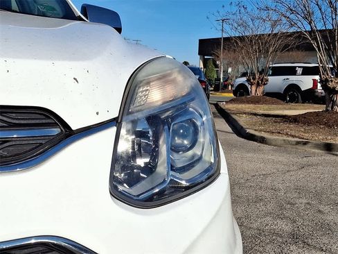 Used 2016 Chevrolet Equinox LTZ w/ Enhanced Convenience Package image 9