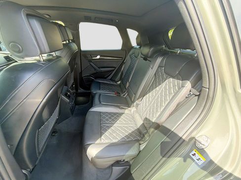 Used 2023 Audi SQ5 Prestige w/ Prestige Package image 21