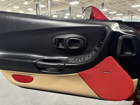 Used 2004 Chevrolet Corvette Convertible w/ Preferred Equipment Group image 8