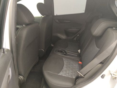 Used 2022 Chevrolet Spark LT FWD image 18