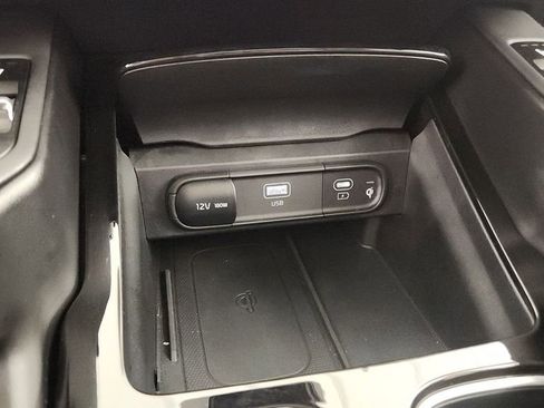 Used 2023 Kia Telluride EX image 17