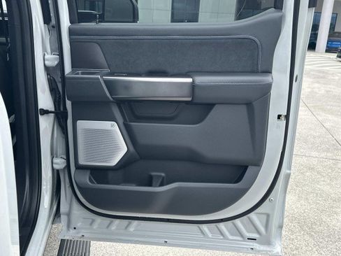 New 2026 Ford F250 Platinum AWD/4WD image 16